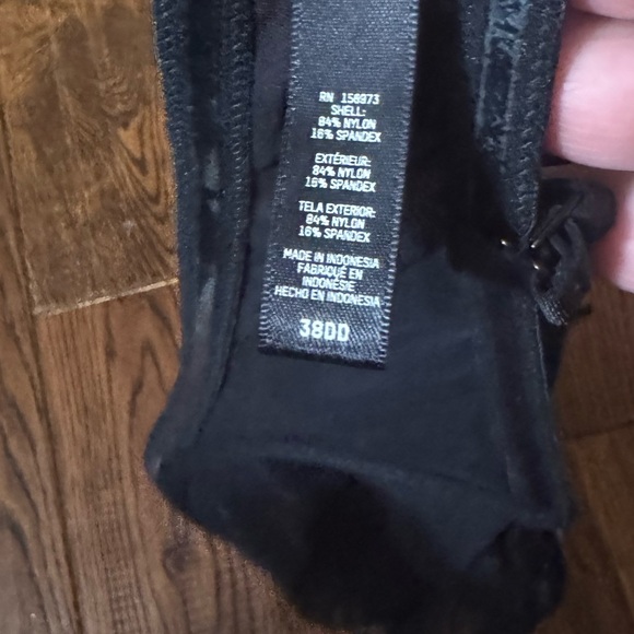 SKIMS Smoothing Strapless Bra Size 38DD - Picture 5 of 6